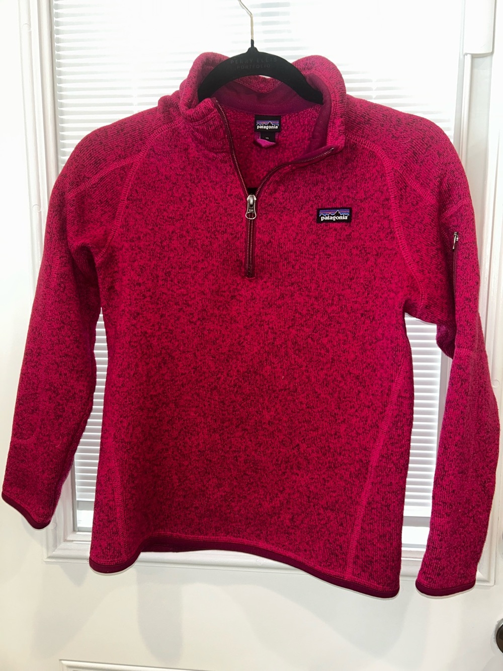 Patagonia youth Raspberry Half-Zip  Sweater
